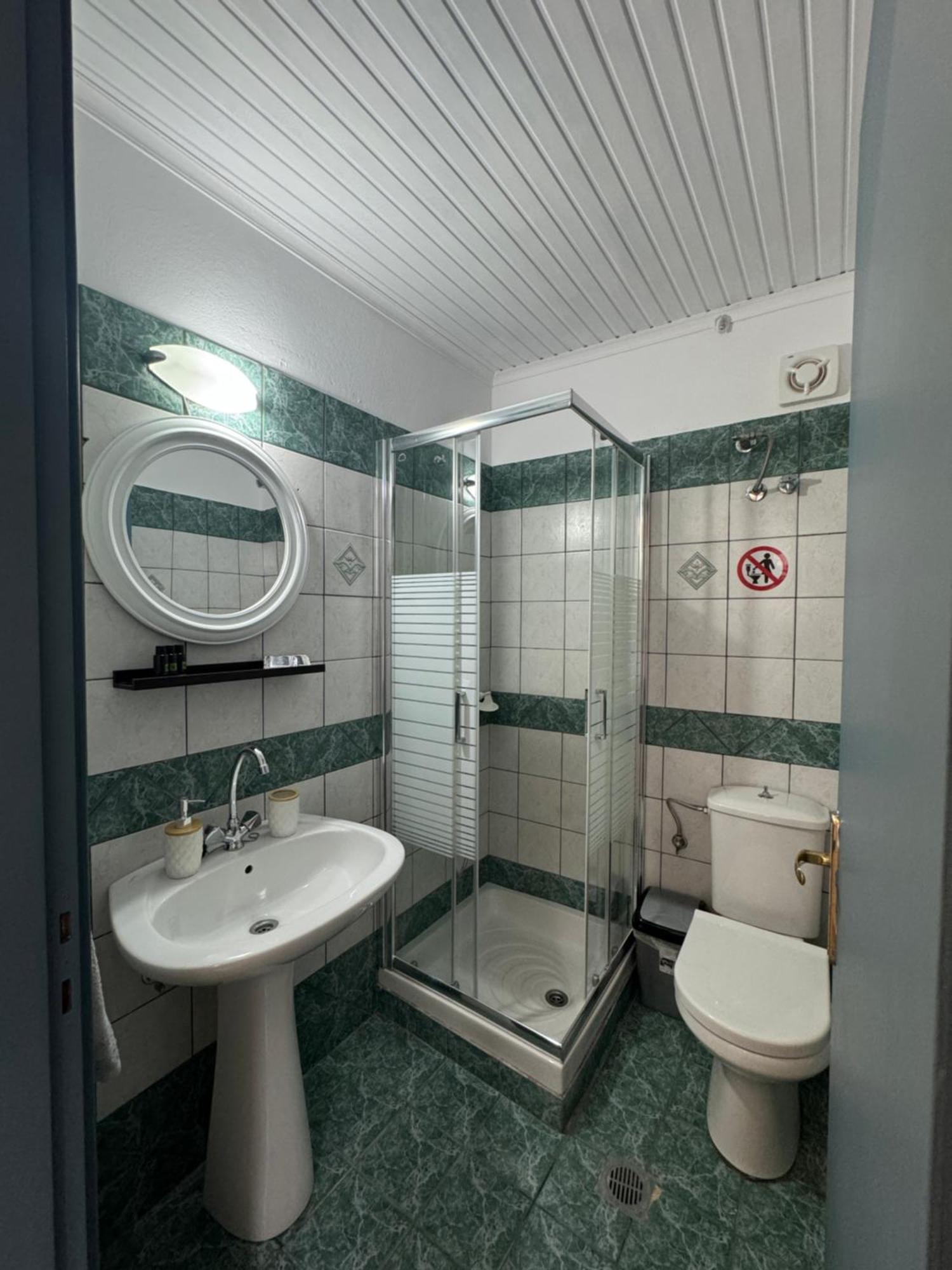Melintas Cozy Apartments 2 Plomari Eksteriør billede